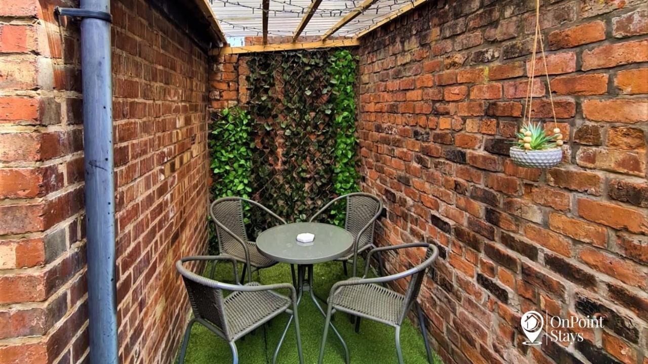 Lovely Spacious 5 Bedroom Home Near Chester City Centre Kültér fotó